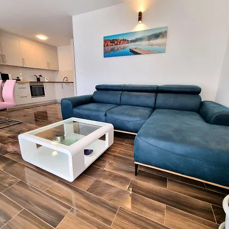 Happiness Апартаменты