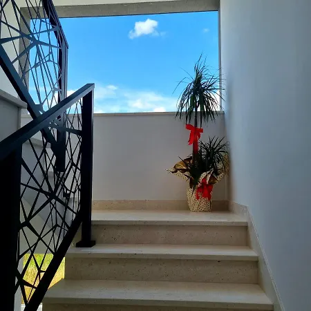 Happiness Apartment *