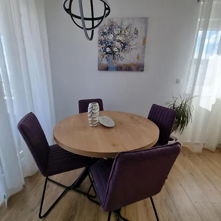 Apartament Happiness