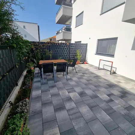 Happiness * تروغير